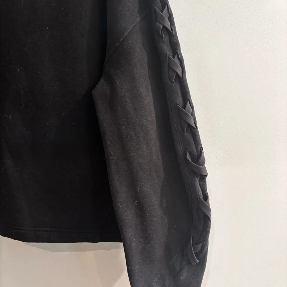 lululemon athletica Black Sweatshirt - Picture 5 of 6